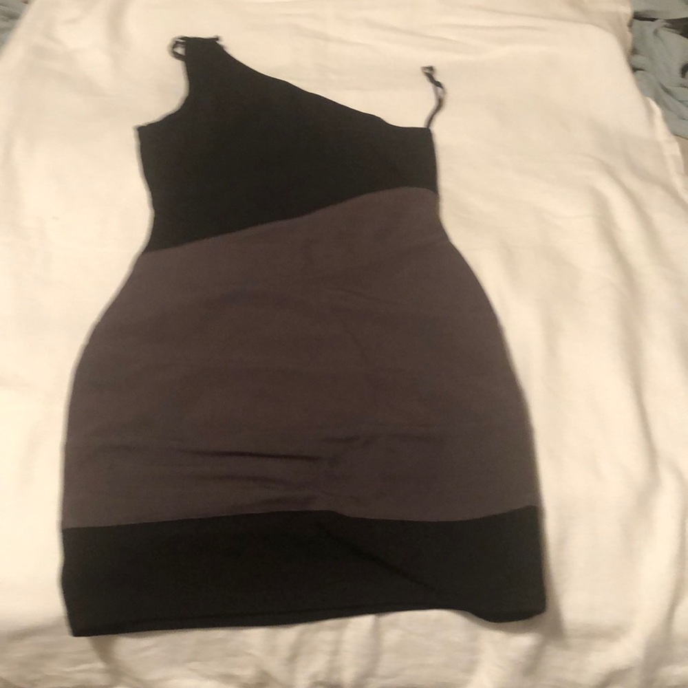 One shoulder dress